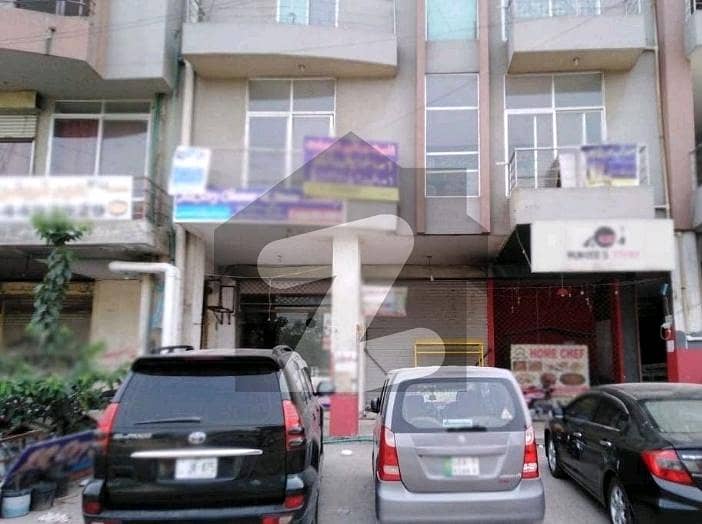 450 Square Feet Flat For Sale Is Available In Johar Town Phase 2 - Block H3