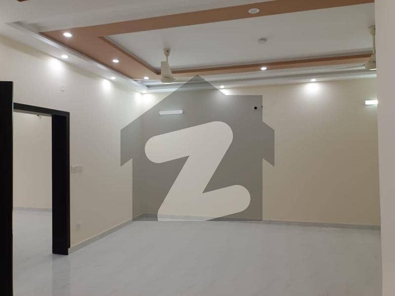 بحریہ آرچرڈ فیز 2 بحریہ آرچرڈ,لاہور میں 3 کمروں کا 8 مرلہ بالائی پورشن 33.0 ہزار میں کرایہ پر دستیاب ہے۔