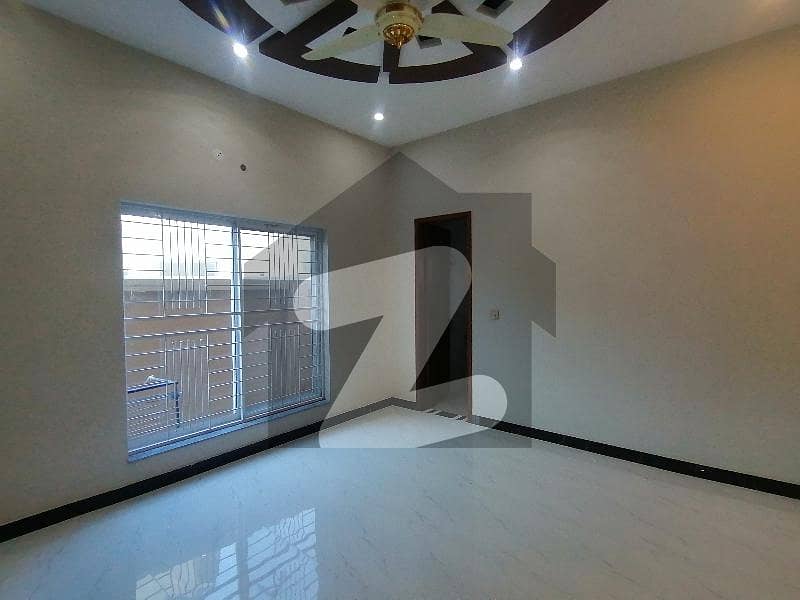 Perfect 1 Kanal House In PCSIR Staff Colony For sale