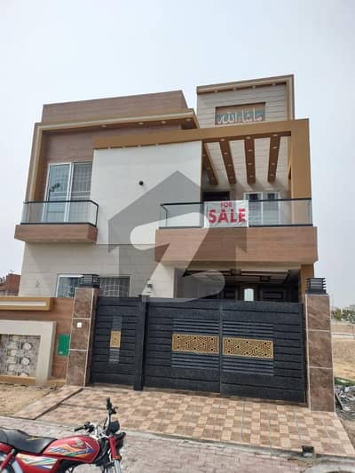 بحریہ ٹاؤن ۔ بلاک اے اے بحریہ ٹاؤن سیکٹرڈی,بحریہ ٹاؤن,لاہور میں 3 کمروں کا 5 مرلہ مکان 2.1 کروڑ میں برائے فروخت۔