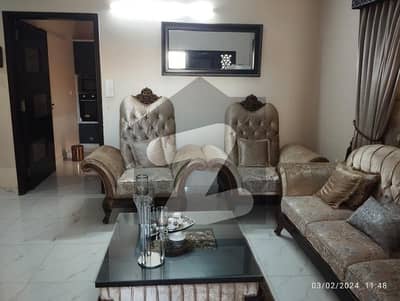 ڈی ایچ اے فیز 4 ڈی ایچ اے ڈیفینس,کراچی میں 4 کمروں کا 9 مرلہ مکان 6.75 کروڑ میں برائے فروخت۔