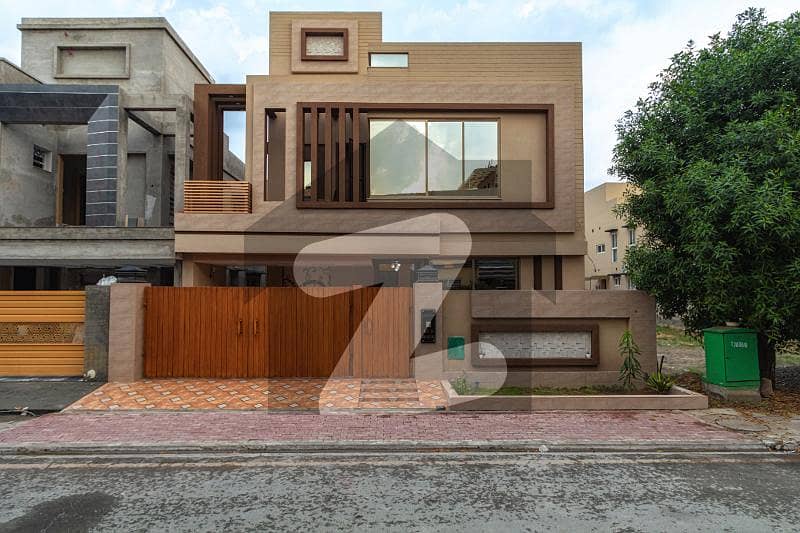 10 Marla Brand New House For Rent In Gaznavi Block Sector E Bahria Town Lahore