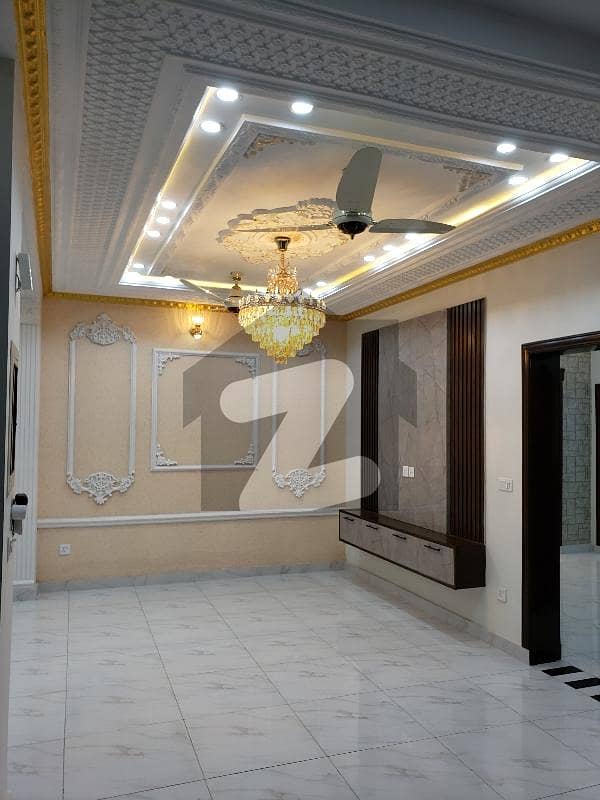 10 Marla Lower Portion For Rent In Nishtar Block Bahria Town Lahore