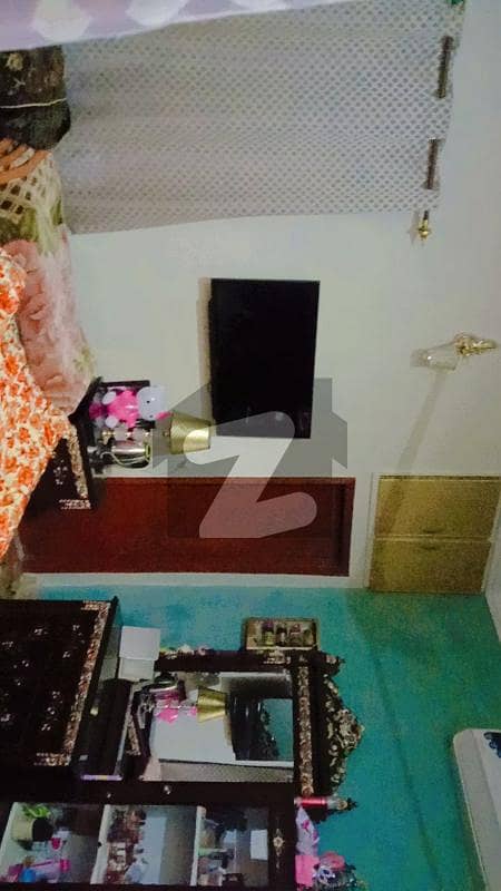 سمن آباد لاہور میں 1 کمرے کا 3 مرلہ مکان 1.1 کروڑ میں برائے فروخت۔