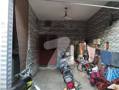 علامہ اقبال ٹاؤن ۔ راوی بلاک علامہ اقبال ٹاؤن,لاہور میں 4 کمروں کا 9 مرلہ مکان 3.55 کروڑ میں برائے فروخت۔