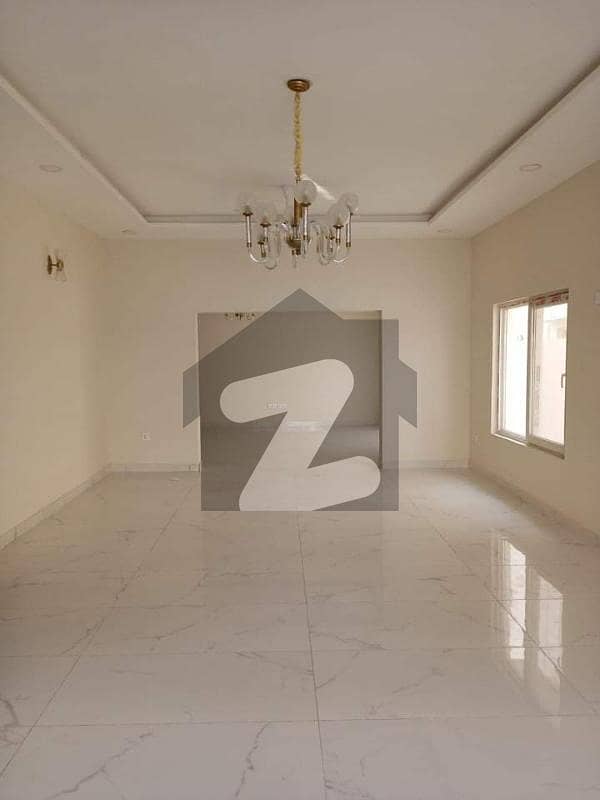 فالکن کمپلیکس نیوملیر ملیر,کراچی میں 5 کمروں کا 1 کنال مکان 11.6 کروڑ میں برائے فروخت۔