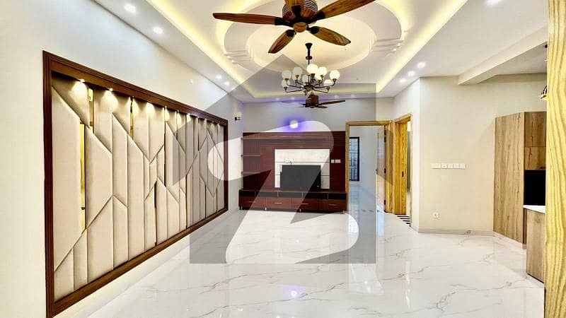 5 Bedroom House For Sale On Easy Instalment In Bahria Town Karachi