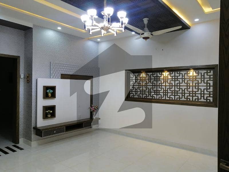10 MARLA EXCELLENT CONDITION NEW GOOD IDEAL FULL HOUSE FOR RENT IN QUAID BLOCK BAHRIA TOWN LAHORE