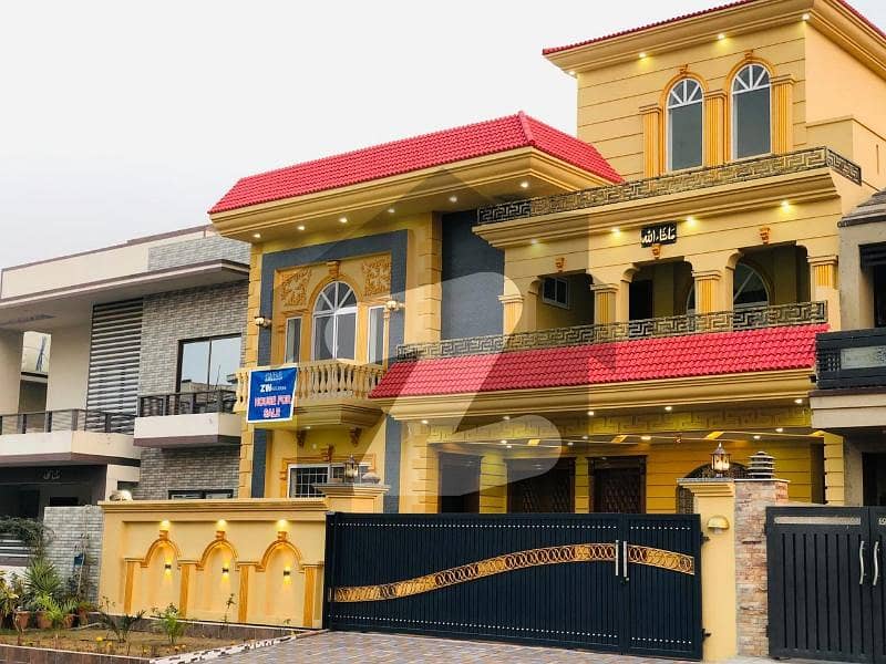 میڈیا ٹاؤن راولپنڈی میں 6 کمروں کا 10 مرلہ مکان 6.5 کروڑ میں برائے فروخت۔