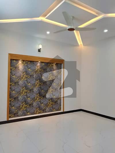 14 Marla House Upper Portion for Rent in Sector G-13/4