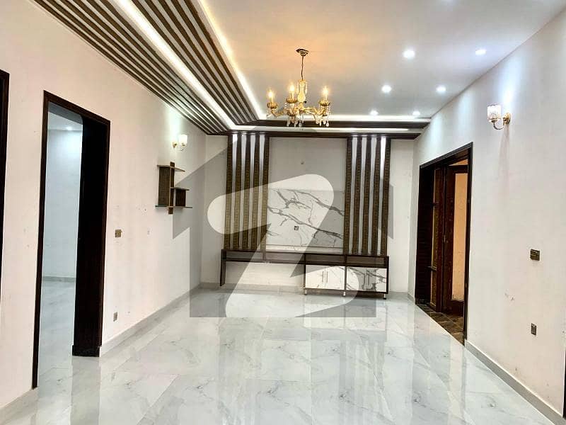 پنجاب گورنمنٹ ایمپلائیز سوسائٹی لاہور میں 5 کمروں کا 5 مرلہ مکان 2.0 کروڑ میں برائے فروخت۔
