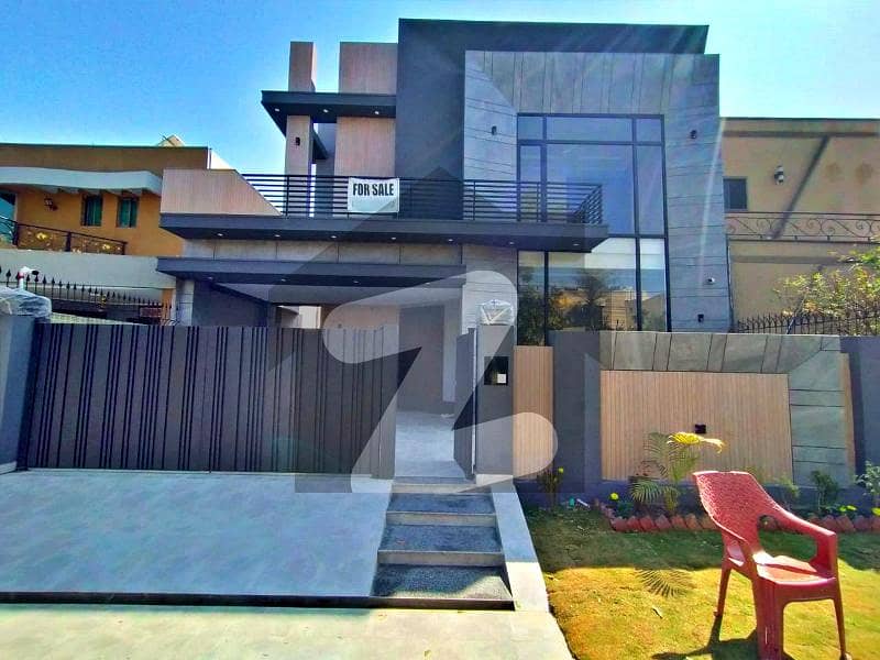 Modern Design 10 Marla House For Sale