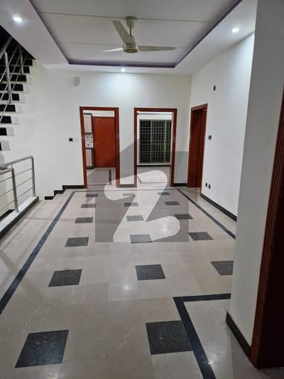 Usman Block Upper Portion For Rent