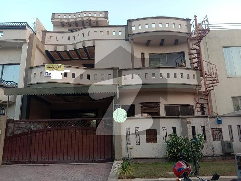 3bed upper portion For rent In E11/2 FECHS E11/2, E11, Islamabad