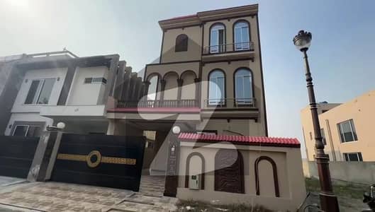 12 Marla Brand New House For Sale In Lake City Sector M-1 Lahore