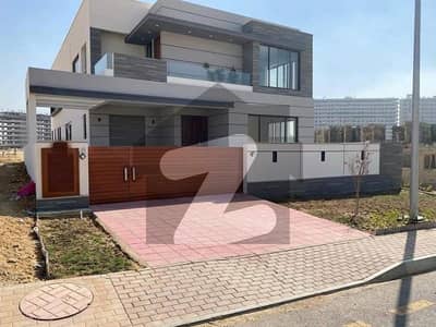 5 Bedrooms Luxury Villa For Sale In Bahria Town Precinct 9