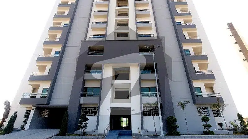 Prime Location 10 Marla Spacious Flat Available In Askari 11 - Sector D For Sale