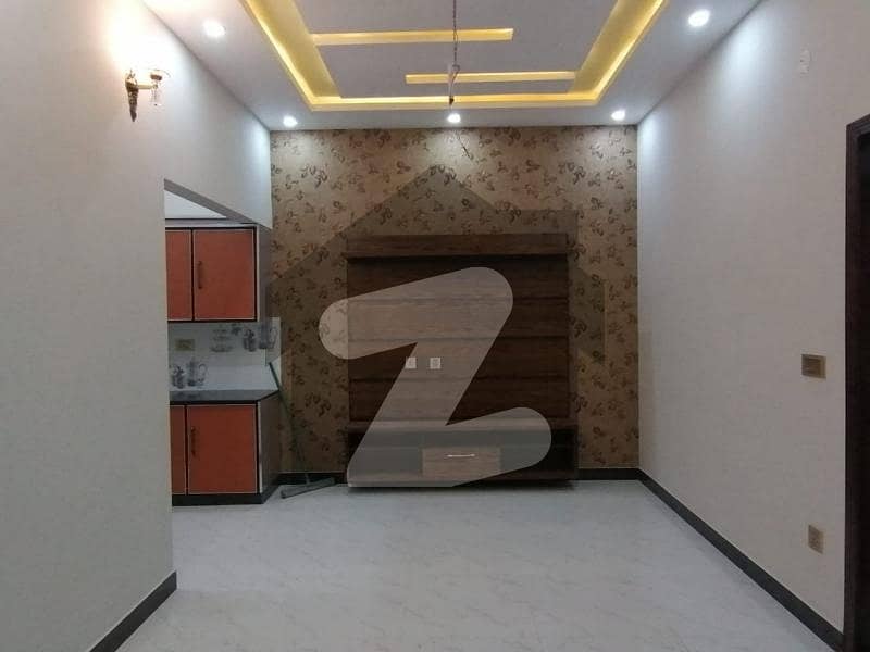 گلشنِِِ راوی ۔ بلاک ایچ گلشنِ راوی,لاہور میں 5 کمروں کا 10 مرلہ مکان 6.0 کروڑ میں برائے فروخت۔