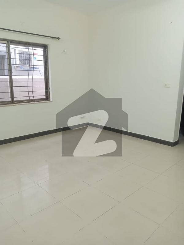 PARAMOUNT PROPERTY SOLUTION OFFERING 1 KANAL HOUSE FOR RENT IN ASKARI 11