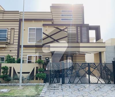 New Modern House 10 Marla In BB Block Available For Sale In Phase 1 Citi Housing
