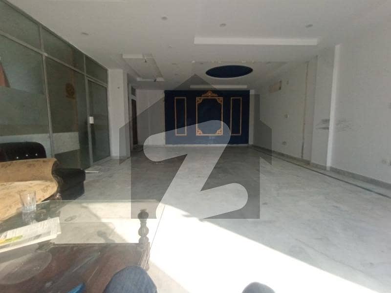 Ground Floor Corner Plaza Office For Rent Dha 2