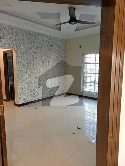 8 Marla House For Rent In Usman Block Phase 8