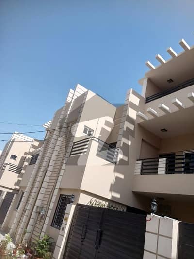 کنگز گارڈن گلستانِ جوہر,کراچی میں 4 کمروں کا 5 مرلہ مکان 2.2 کروڑ میں برائے فروخت۔