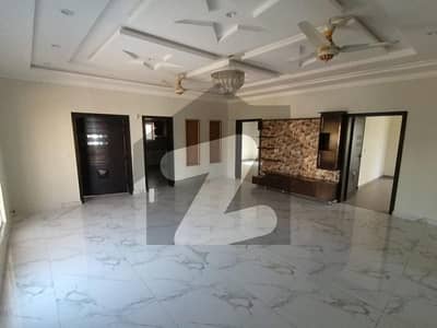 14 MARLA UPPER PORTION AVAILABLE FOR RENT