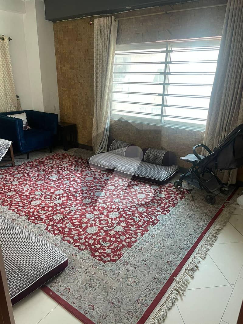 ڈین ہائٹس حیات آباد,پشاور میں 4 کمروں کا 7 مرلہ فلیٹ 2.65 کروڑ میں برائے فروخت۔