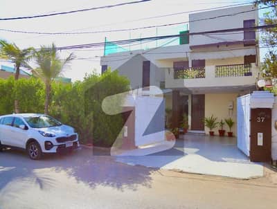 A Charming 600 Sq. Yards Bungalow For Rent