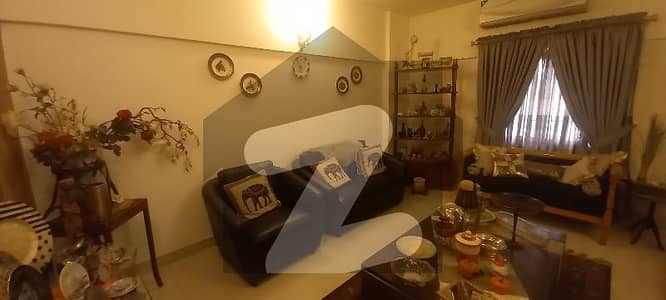 SEA WORLD APARTMENT NEXT TO ZIAUDIN HOSPITAL Fully Renovated 4-Bedroom Flat For Sale In Clifton, Karachi