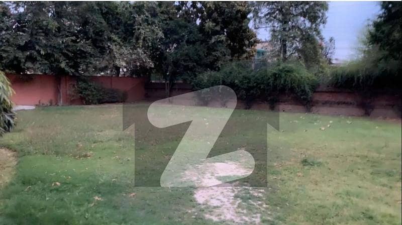 2 Kanal Full House with Huge Garden For Rent in E Block Phase 1 DHA Lahore