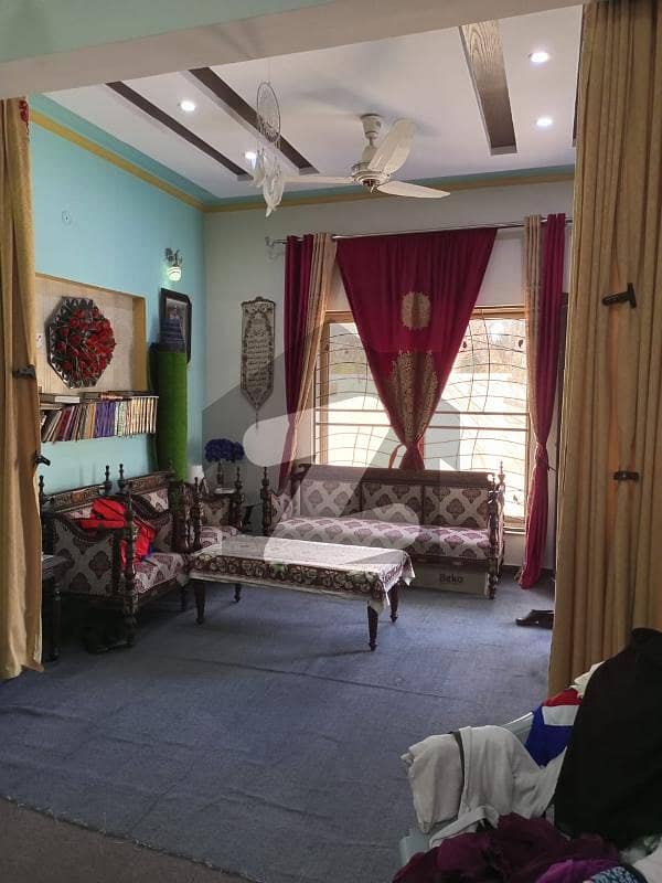 بحریہ نشیمن ۔ سن فلاور بحریہ نشیمن,لاہور میں 3 کمروں کا 5 مرلہ مکان 1.28 کروڑ میں برائے فروخت۔