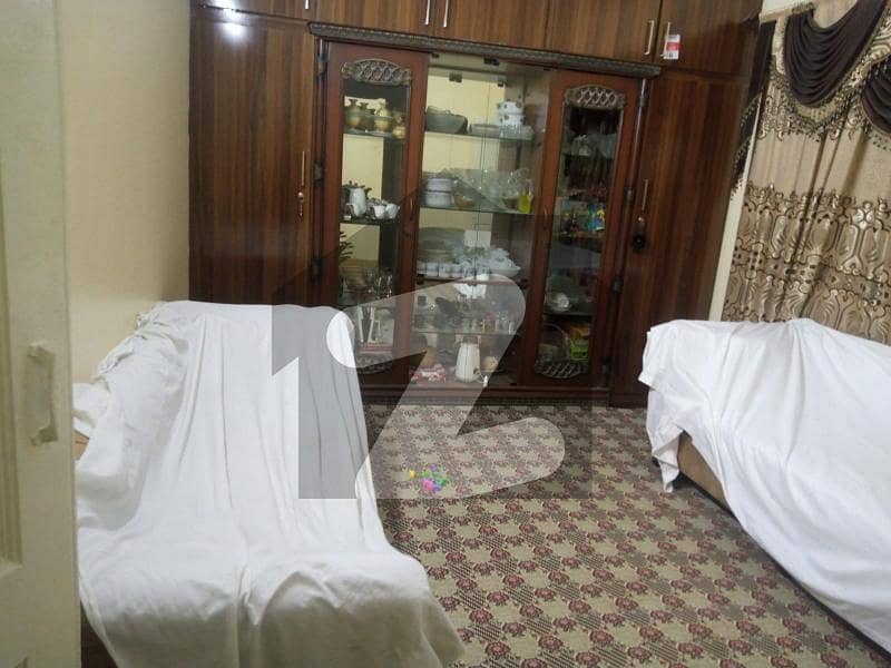ڈی ایچ اے فیز 1 ڈی ایچ اے ڈیفینس,کراچی میں 6 کمروں کا 1 کنال مکان 7.5 کروڑ میں برائے فروخت۔