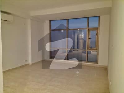 Rent Now: Luxurious 2-Bedroom Seafront Apartment in Emaar Pearl Tower!