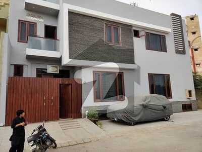 ڈی ایچ اے فیز 7 ایکسٹینشن ڈی ایچ اے ڈیفینس,کراچی میں 4 کمروں کا 7 مرلہ مکان 5.15 کروڑ میں برائے فروخت۔