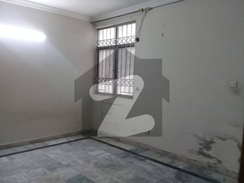جی ۔ 11/1 جی ۔ 11,اسلام آباد میں 3 کمروں کا 5 مرلہ مکان 1.0 لاکھ میں کرایہ پر دستیاب ہے۔