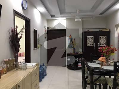 Flat For Sale 1160 Sq. Ft First Floor With Lift 400 Yard Project Corner In DHA Phase 2 Extension