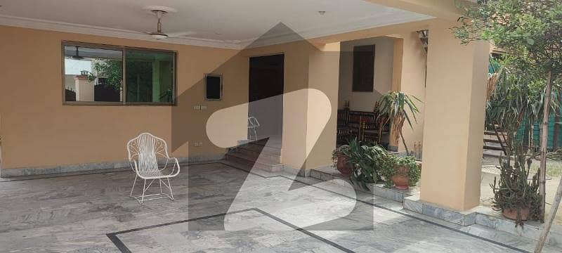 kanal lower lock Upper Portion For Rent Valencia Town with separate Entrance