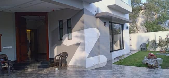 Urgent 1 Kanal Brand New House For Sale