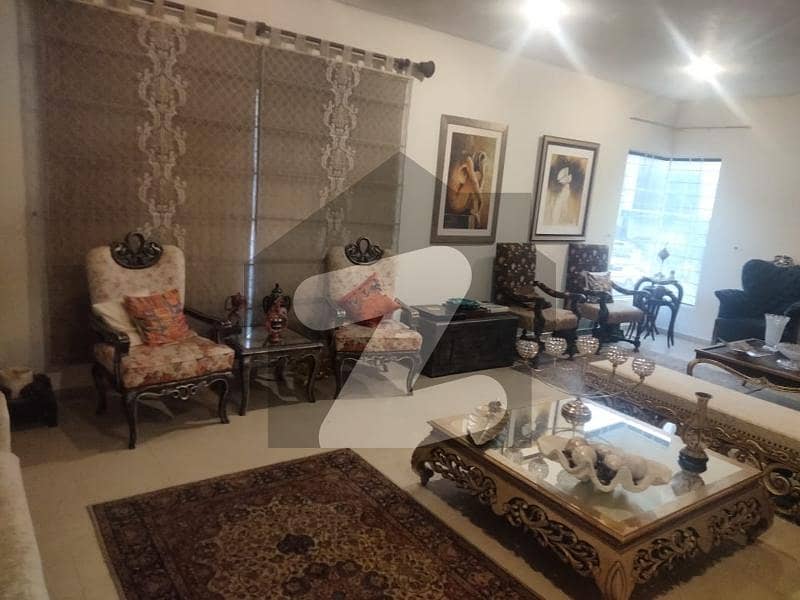 ڈی ایچ اے فیز 6 ڈی ایچ اے ڈیفینس,کراچی میں 6 کمروں کا 18 مرلہ مکان 9.5 کروڑ میں برائے فروخت۔