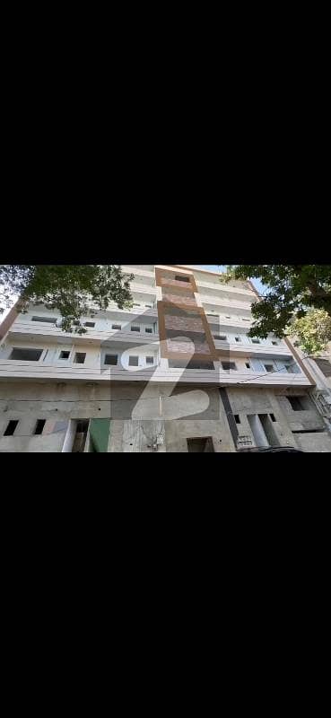 ڈی ایچ اے فیز 6 ڈی ایچ اے ڈیفینس,کراچی میں 3 کمروں کا 8 مرلہ فلیٹ 3.0 کروڑ میں برائے فروخت۔