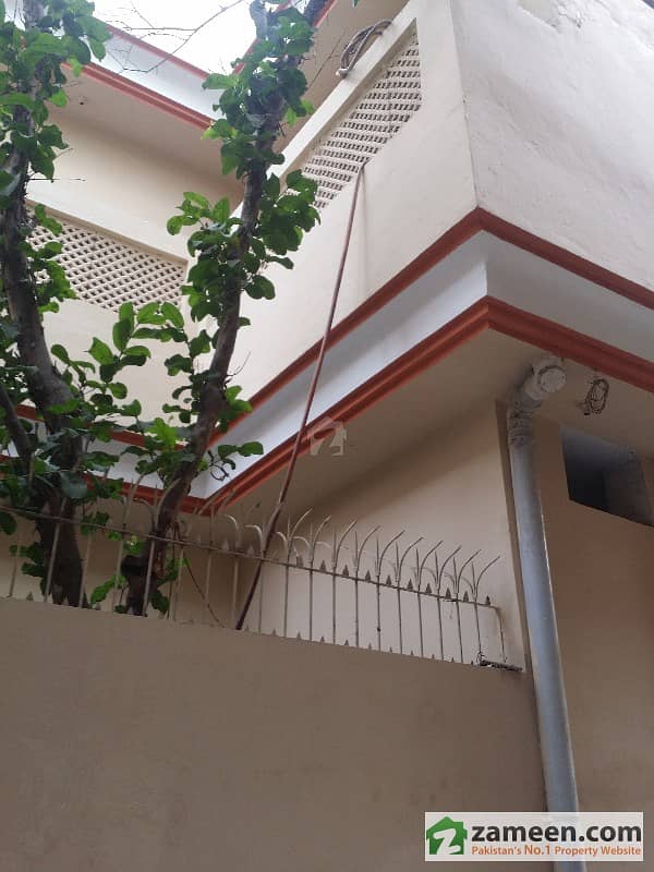 ضرار شہید روڈ کینٹ لاہور میں 5 کمروں کا 7 مرلہ مکان 85 لاکھ میں برائے فروخت۔