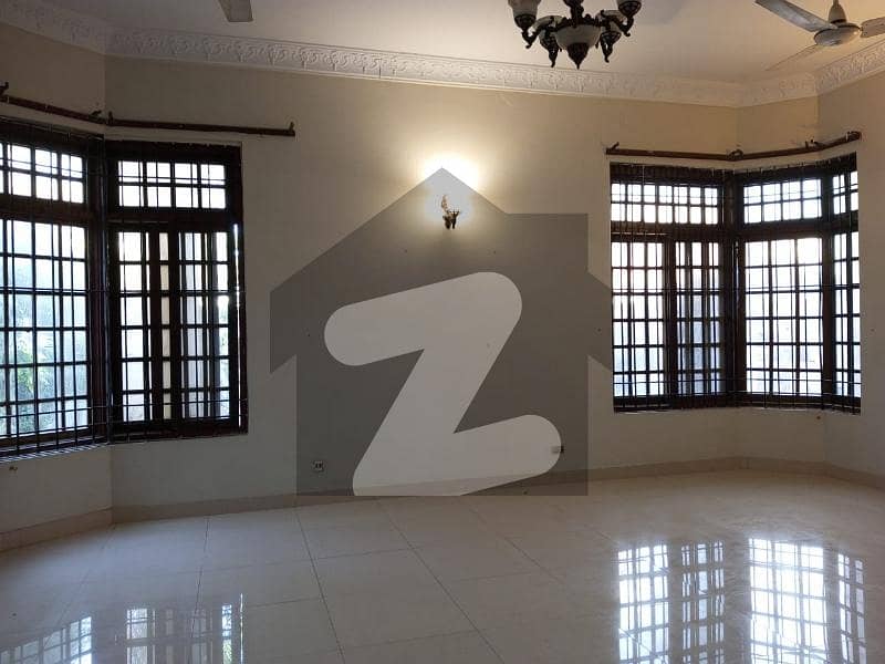 ڈی ایچ اے فیز 7 ڈی ایچ اے ڈیفینس,کراچی میں 6 کمروں کا 1 کنال مکان 9.15 کروڑ میں برائے فروخت۔