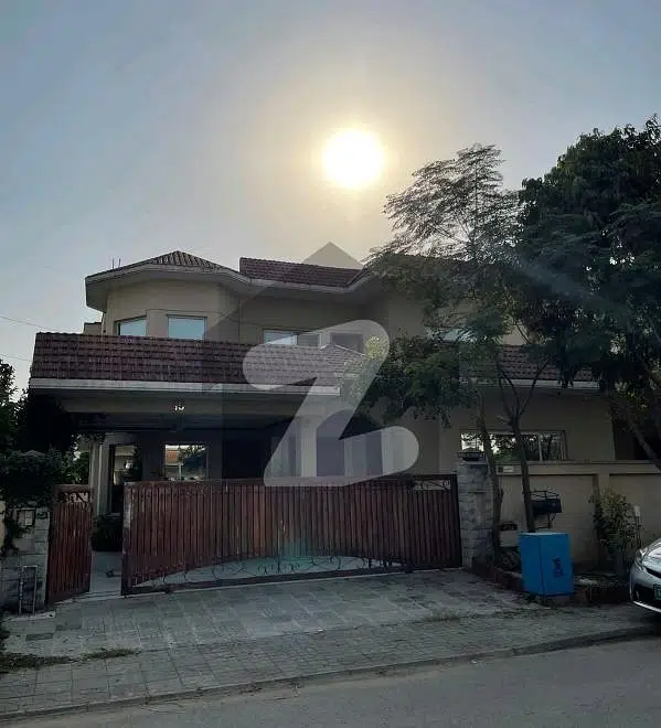Ready To sale A Main Double Road House 20 Marla In DHA Phase 2 - Sector E Islamabad