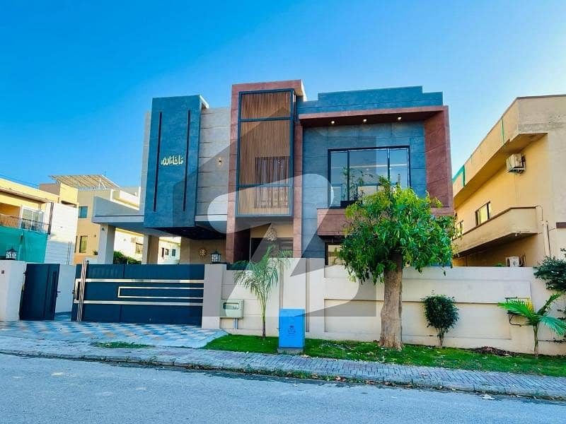 DHA Defence Phase 2, 20 Marla House Up For Sale