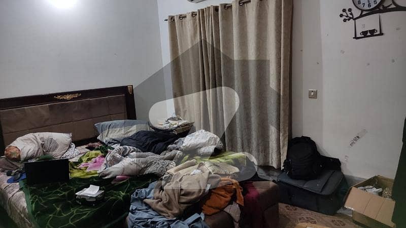 خیابانِ امین لاہور میں 2 کمروں کا 5 مرلہ بالائی پورشن 26.0 ہزار میں کرایہ پر دستیاب ہے۔