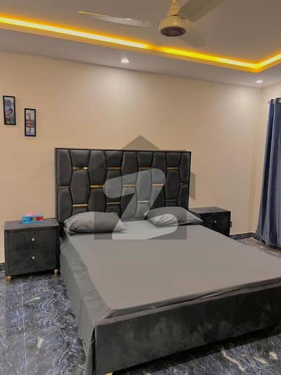 Brand New 1sf Floor Flat In Johar Town