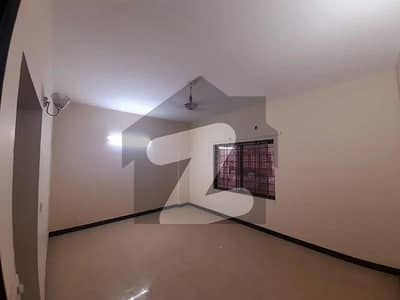 2700 Square Feet Flat For Rent Is Available In Askari 5 - Sector D