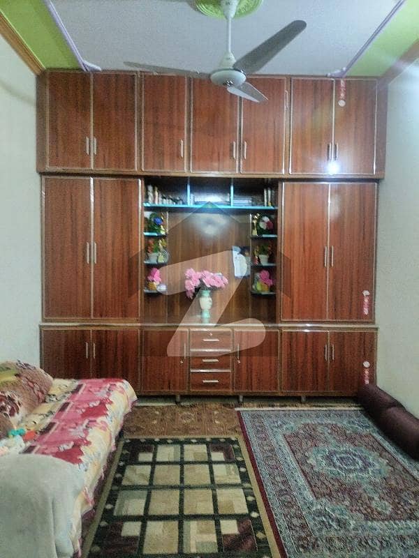 غوری ٹاؤن فیز 5بی غوری ٹاؤن,اسلام آباد میں 4 کمروں کا 6 مرلہ مکان 1.35 کروڑ میں برائے فروخت۔